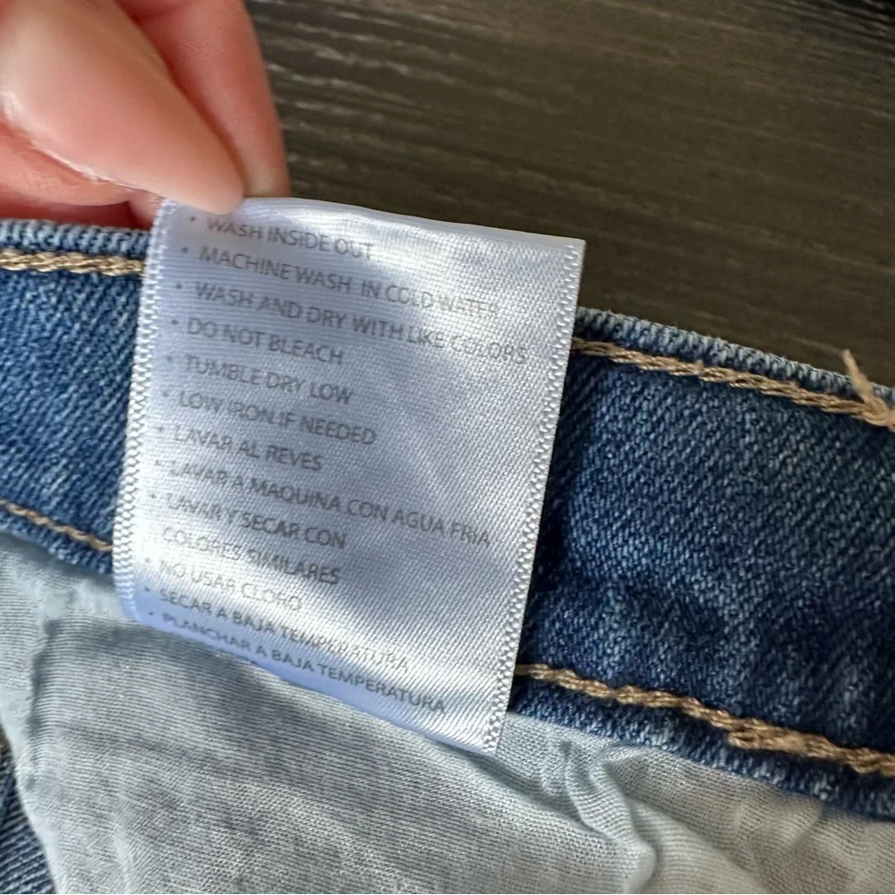 KanCan Missy High Rise Slim Straight Leg Ankle Jeans in Medium Wash, Size 28